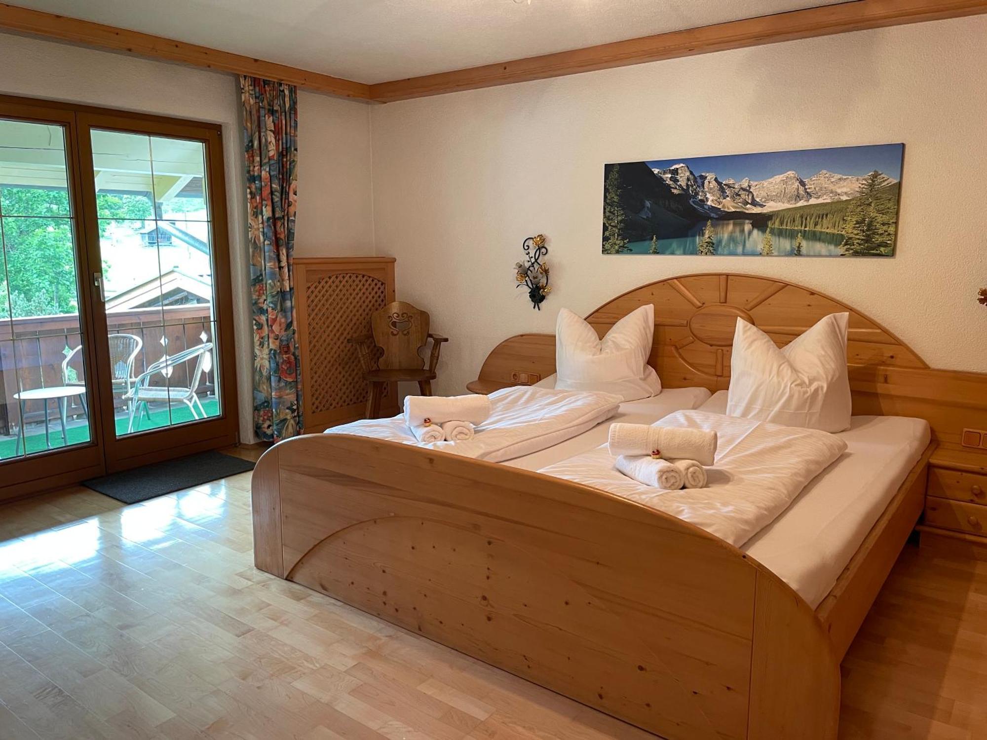 Appartments Krone Bichlbach Szoba fotó